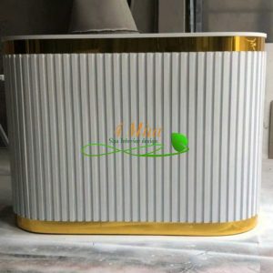 Mẫu quầy lễ tân spa 1m2